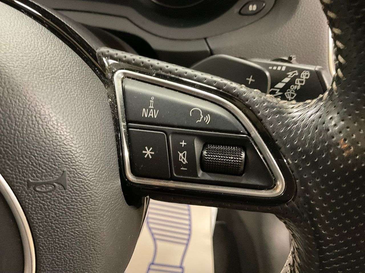 2015 AUDI Q3 2015 AUDI Q3