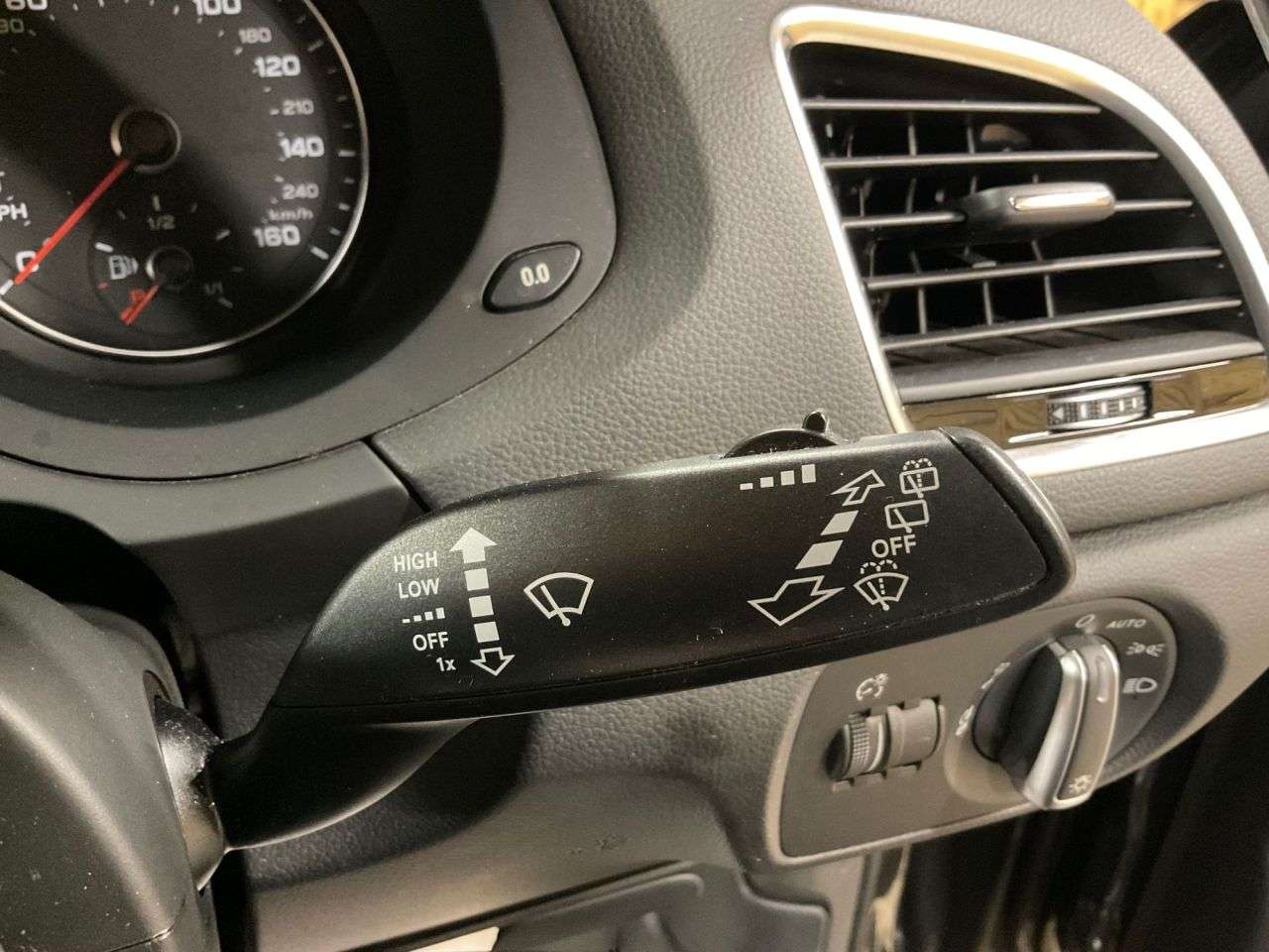 2015 AUDI Q3 2015 AUDI Q3