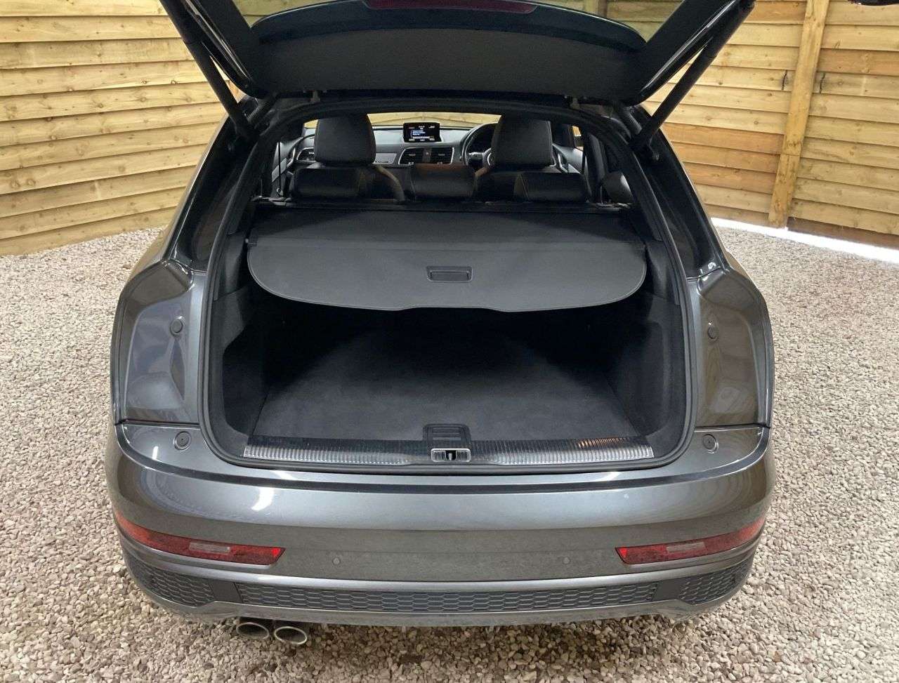 2015 AUDI Q3 2015 AUDI Q3