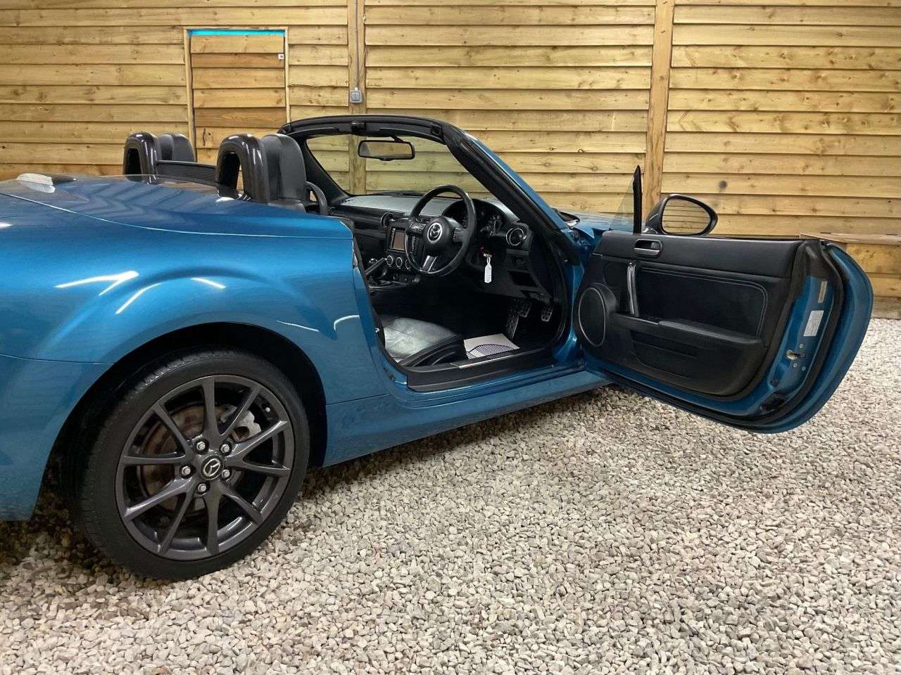 2013 MAZDA MX-5 2013 MAZDA MX-5