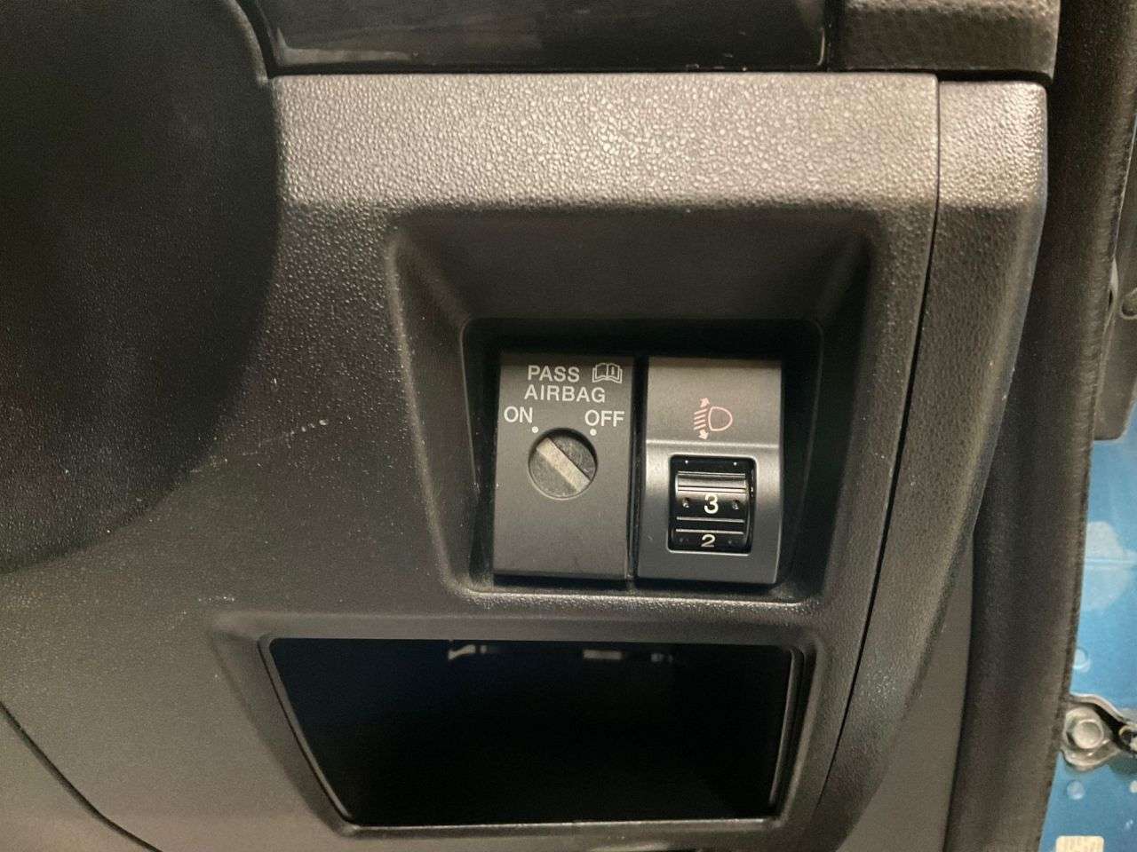 2013 MAZDA MX-5 2013 MAZDA MX-5