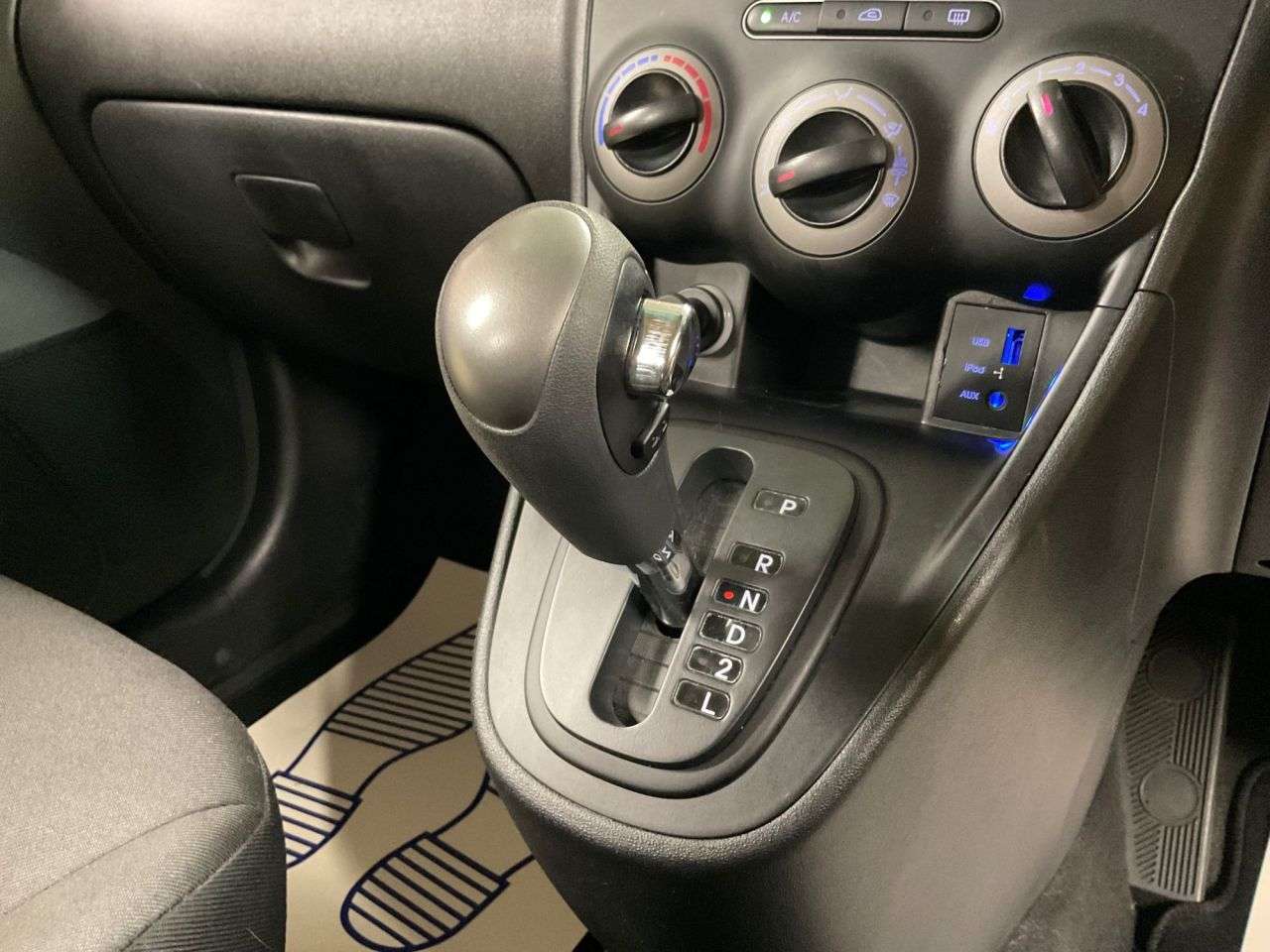 2012 HYUNDAI I10 2012 HYUNDAI I10