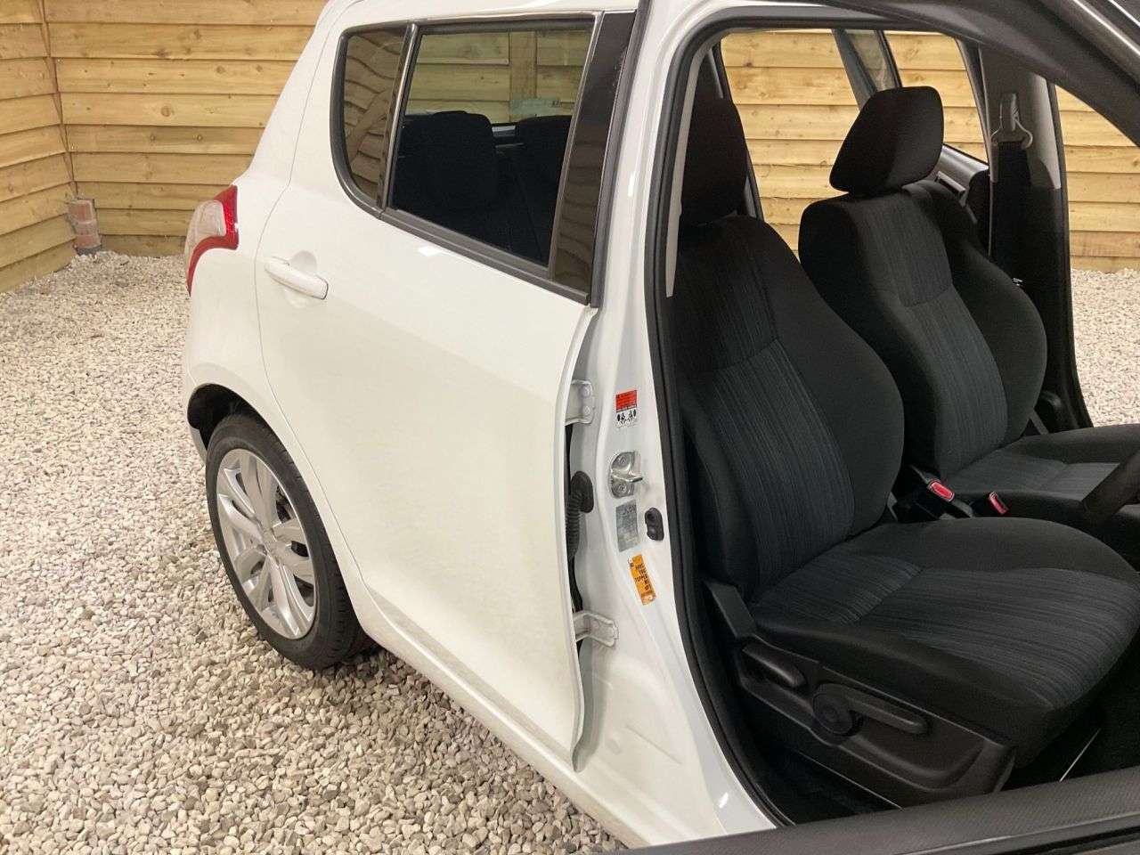 2014 SUZUKI SWIFT 2014 SUZUKI SWIFT