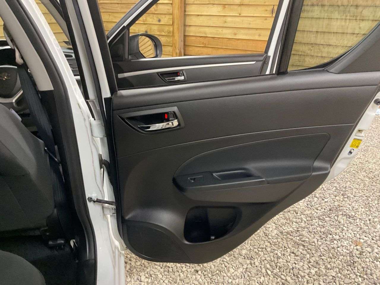 2014 SUZUKI SWIFT 2014 SUZUKI SWIFT