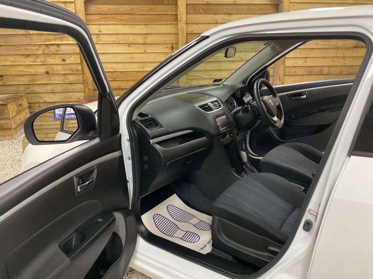 2014 SUZUKI SWIFT 2014 SUZUKI SWIFT