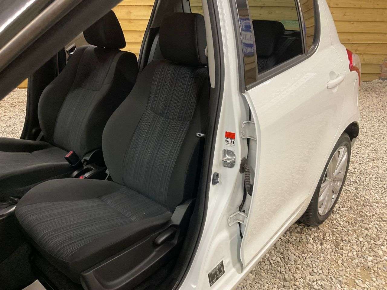 2014 SUZUKI SWIFT 2014 SUZUKI SWIFT