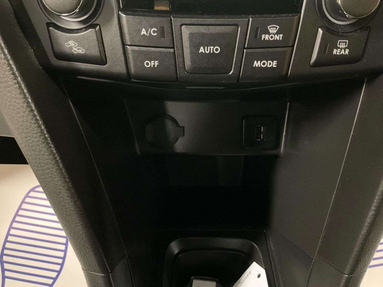 2014 SUZUKI SWIFT 2014 SUZUKI SWIFT