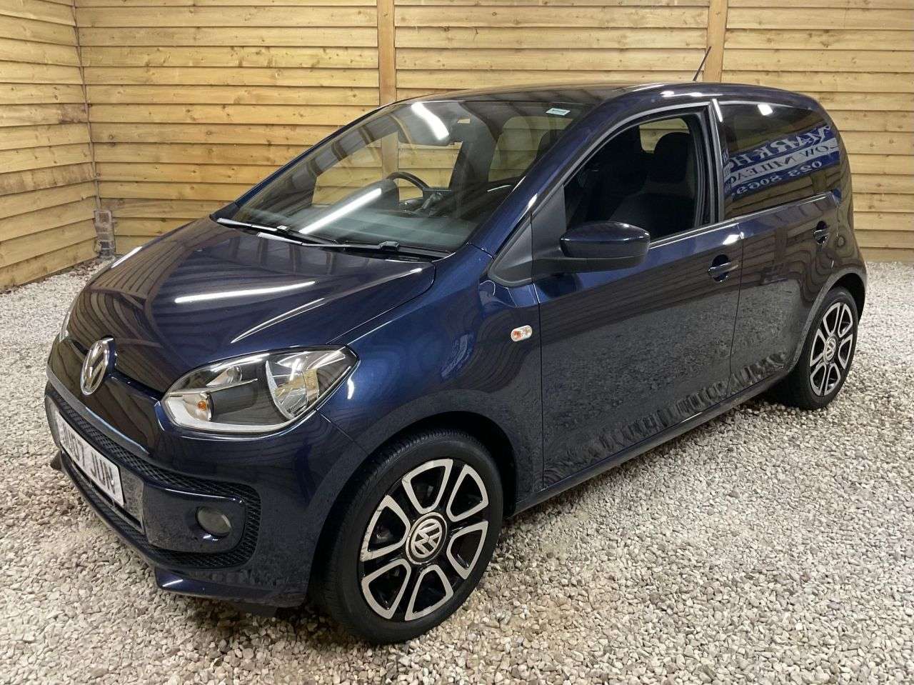 2015 VOLKSWAGEN UP! 2015 VOLKSWAGEN UP!