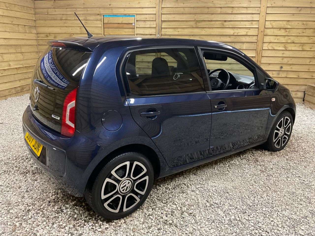 2015 VOLKSWAGEN UP! 2015 VOLKSWAGEN UP!