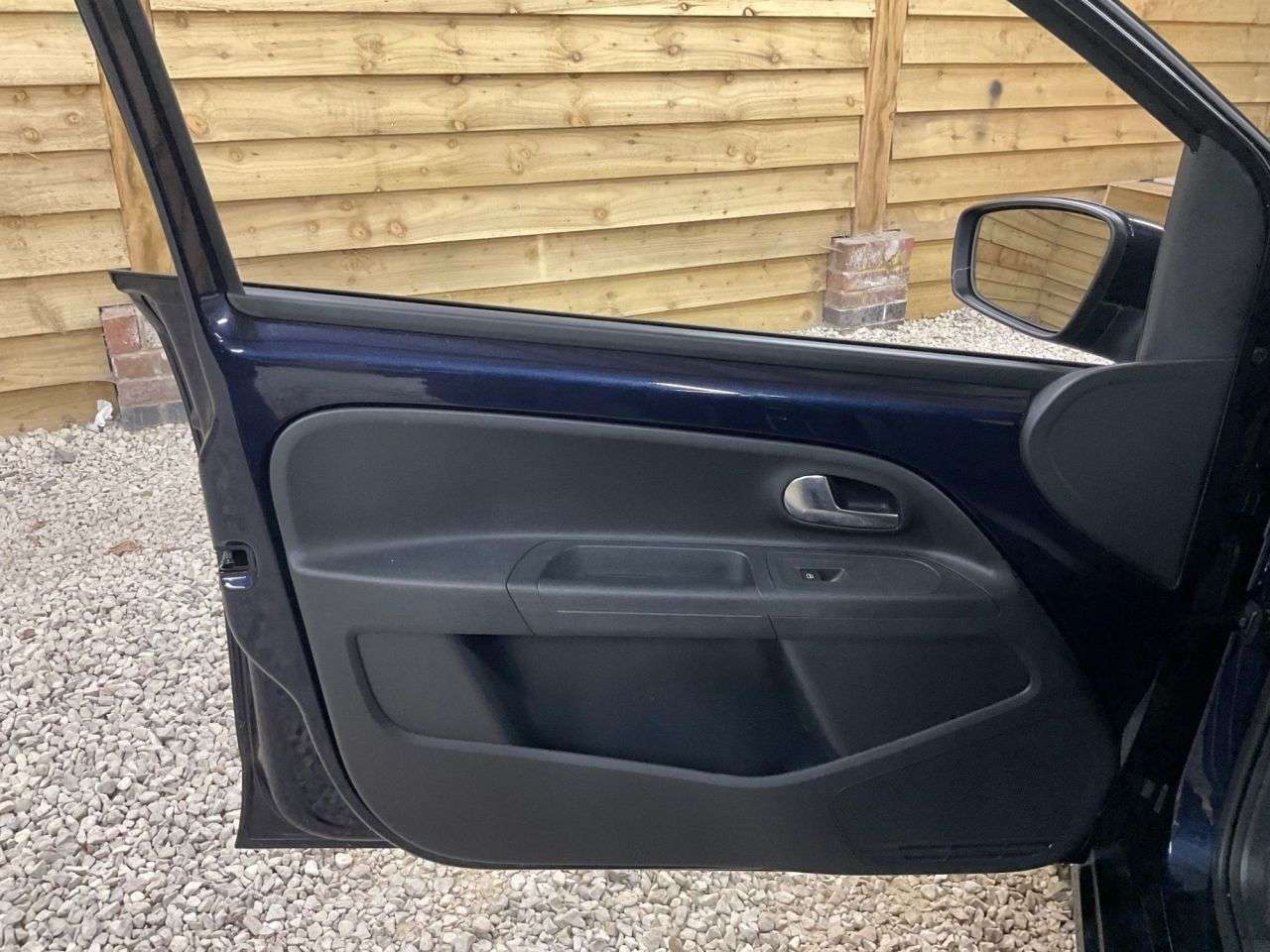 2015 VOLKSWAGEN UP! 2015 VOLKSWAGEN UP!