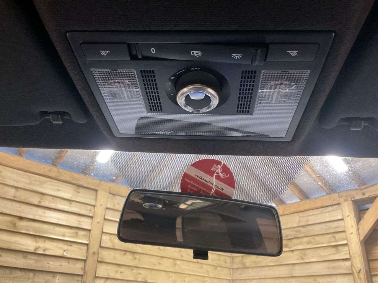 2015 VOLKSWAGEN UP! 2015 VOLKSWAGEN UP!