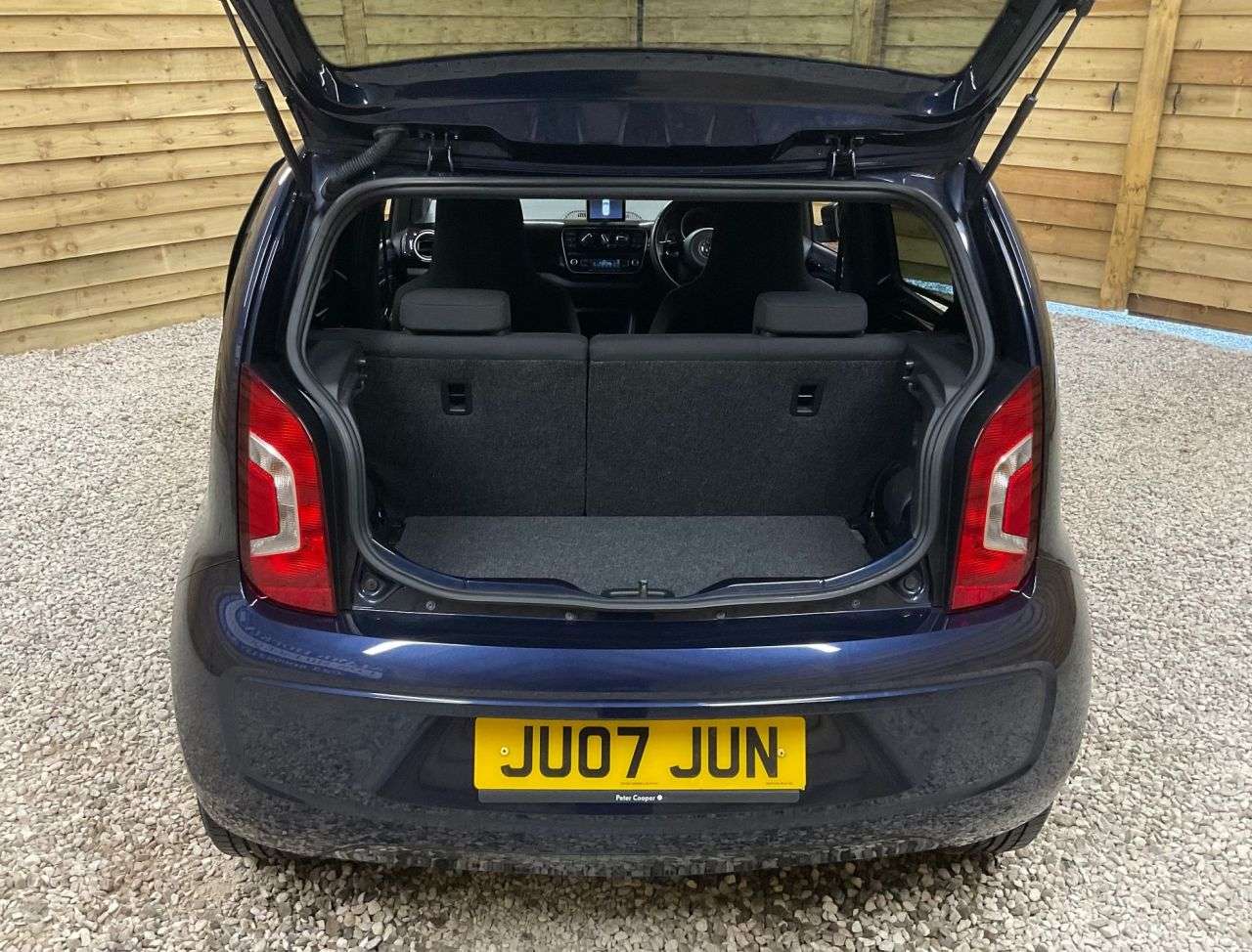 2015 VOLKSWAGEN UP! 2015 VOLKSWAGEN UP!