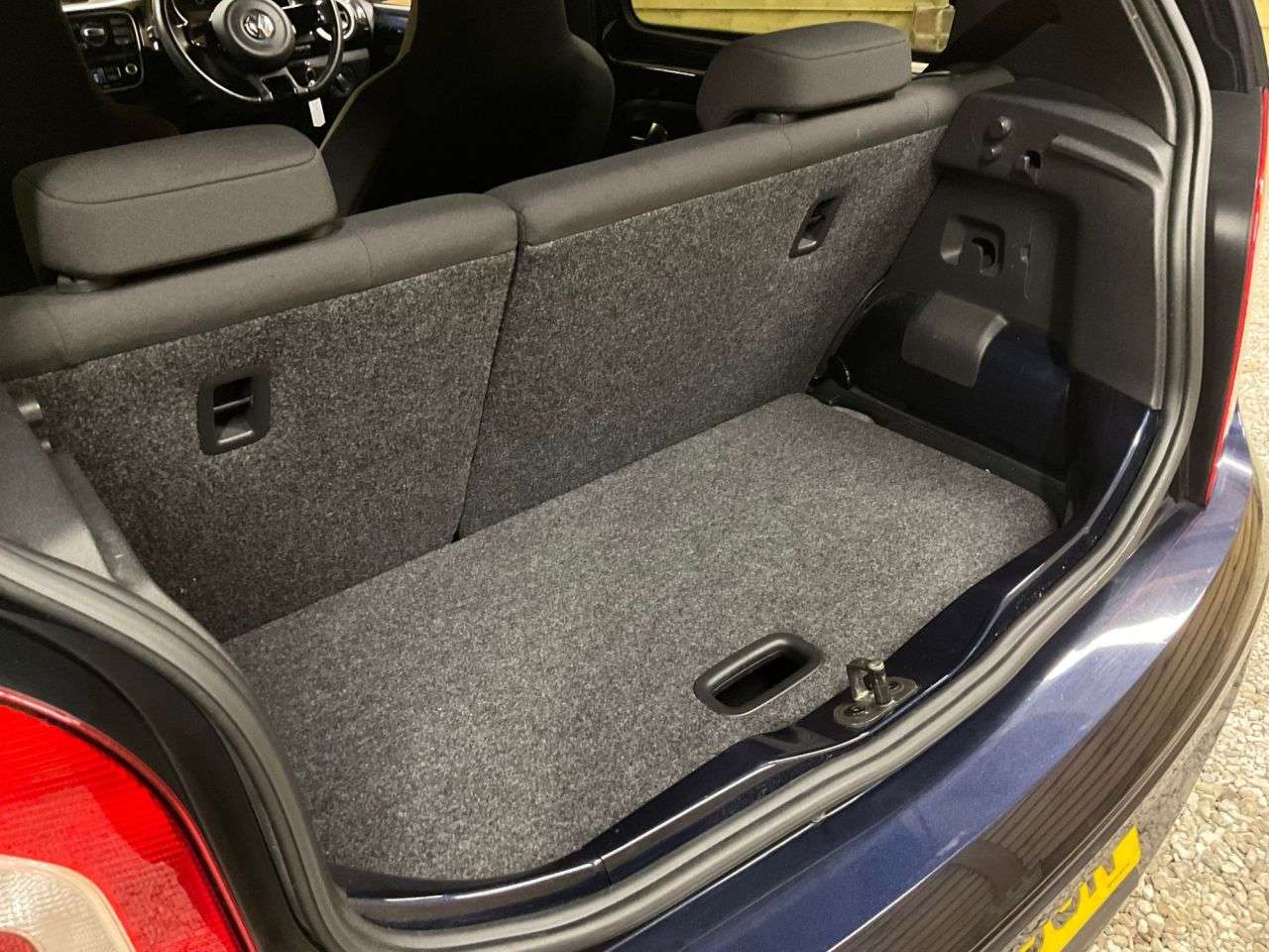 2015 VOLKSWAGEN UP! 2015 VOLKSWAGEN UP!