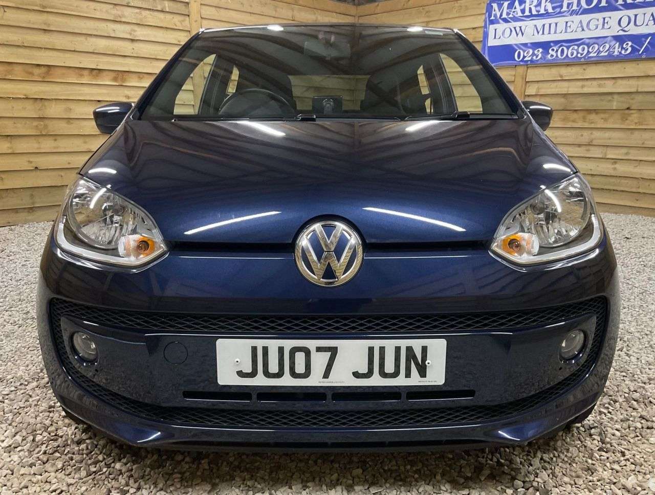 2015 VOLKSWAGEN UP! 2015 VOLKSWAGEN UP!