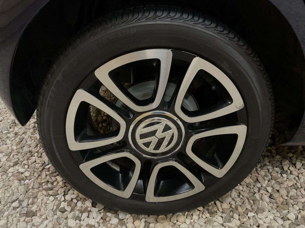 2015 VOLKSWAGEN UP! 2015 VOLKSWAGEN UP!