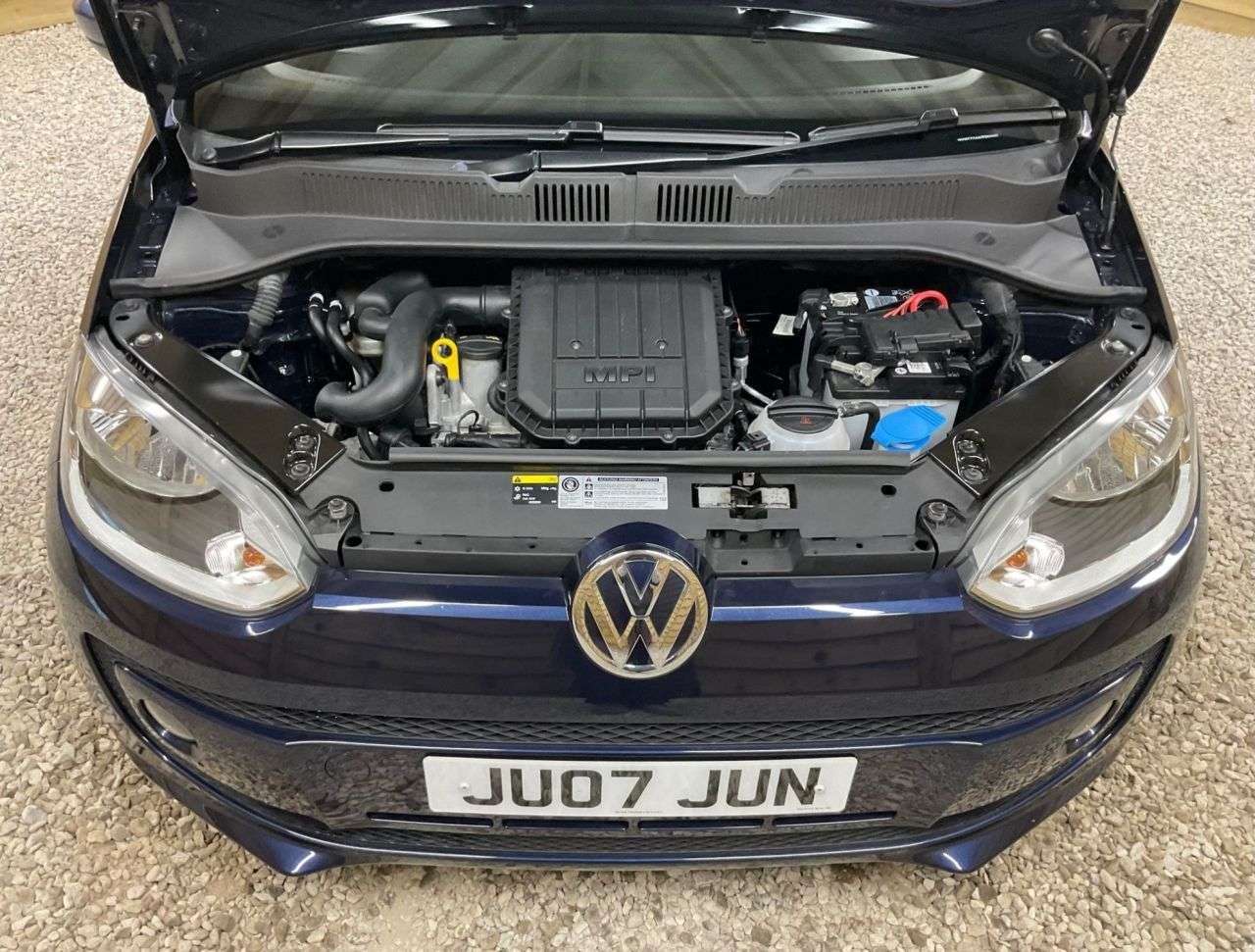 2015 VOLKSWAGEN UP! 2015 VOLKSWAGEN UP!