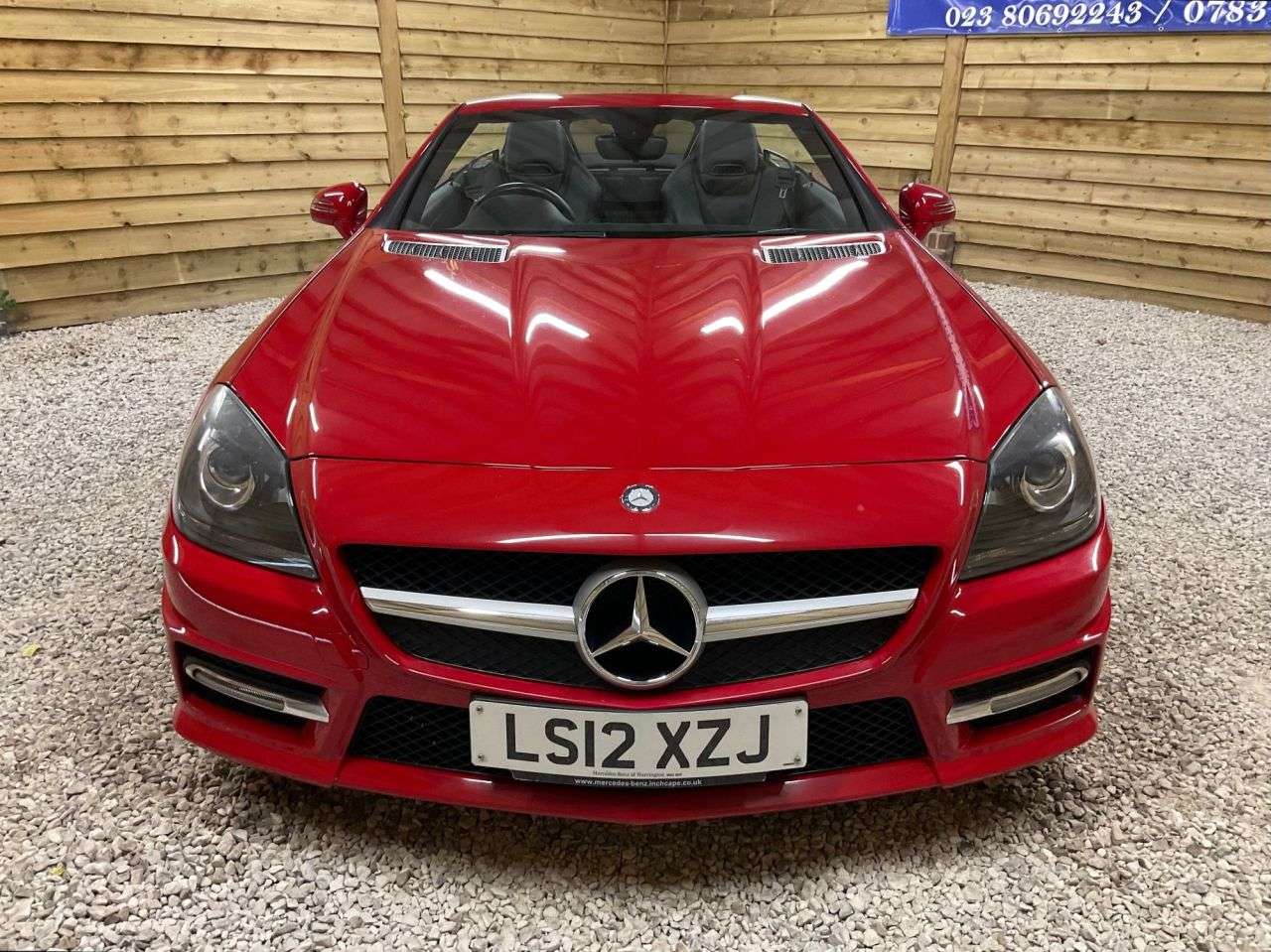 A 2012 MERCEDES-BENZ SLK 1.8 SLK200 BlueEfficiency AMG Sport Convertible 2dr Petrol G-Tronic+ Euro 5 A 2012 MERCEDES-BENZ SLK 1.8 SLK200 BlueEfficiency AMG Sport Convertible 2dr Petrol G-Tronic+ Euro 5