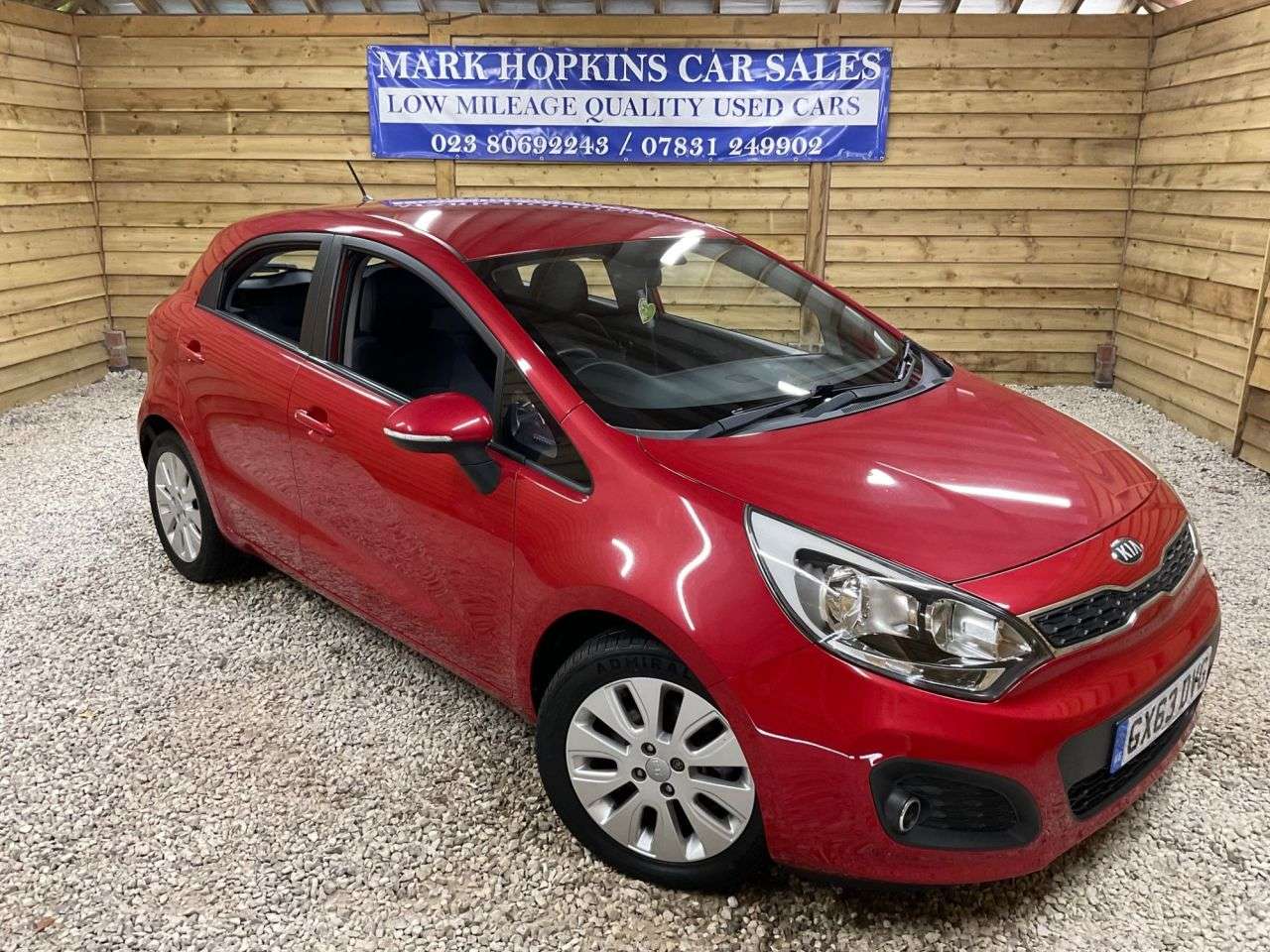 A 2013 KIA RIO 1.4 2 Hatchback 5dr Petrol Auto Euro 5 (107 bhp) DEMO+ONE OWNER GREAT SPEC A 2013 KIA RIO 1.4 2 Hatchback 5dr Petrol Auto Euro 5 (107 bhp) DEMO+ONE OWNER GREAT SPEC