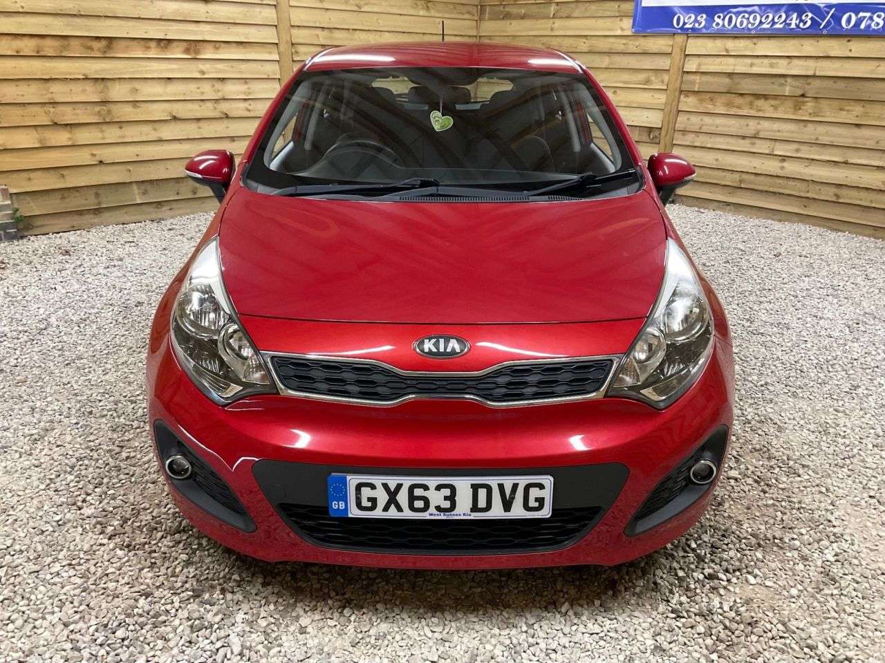 A 2013 KIA RIO 1.4 2 Hatchback 5dr Petrol Auto Euro 5 (107 bhp) DEMO+ONE OWNER GREAT SPEC A 2013 KIA RIO 1.4 2 Hatchback 5dr Petrol Auto Euro 5 (107 bhp) DEMO+ONE OWNER GREAT SPEC