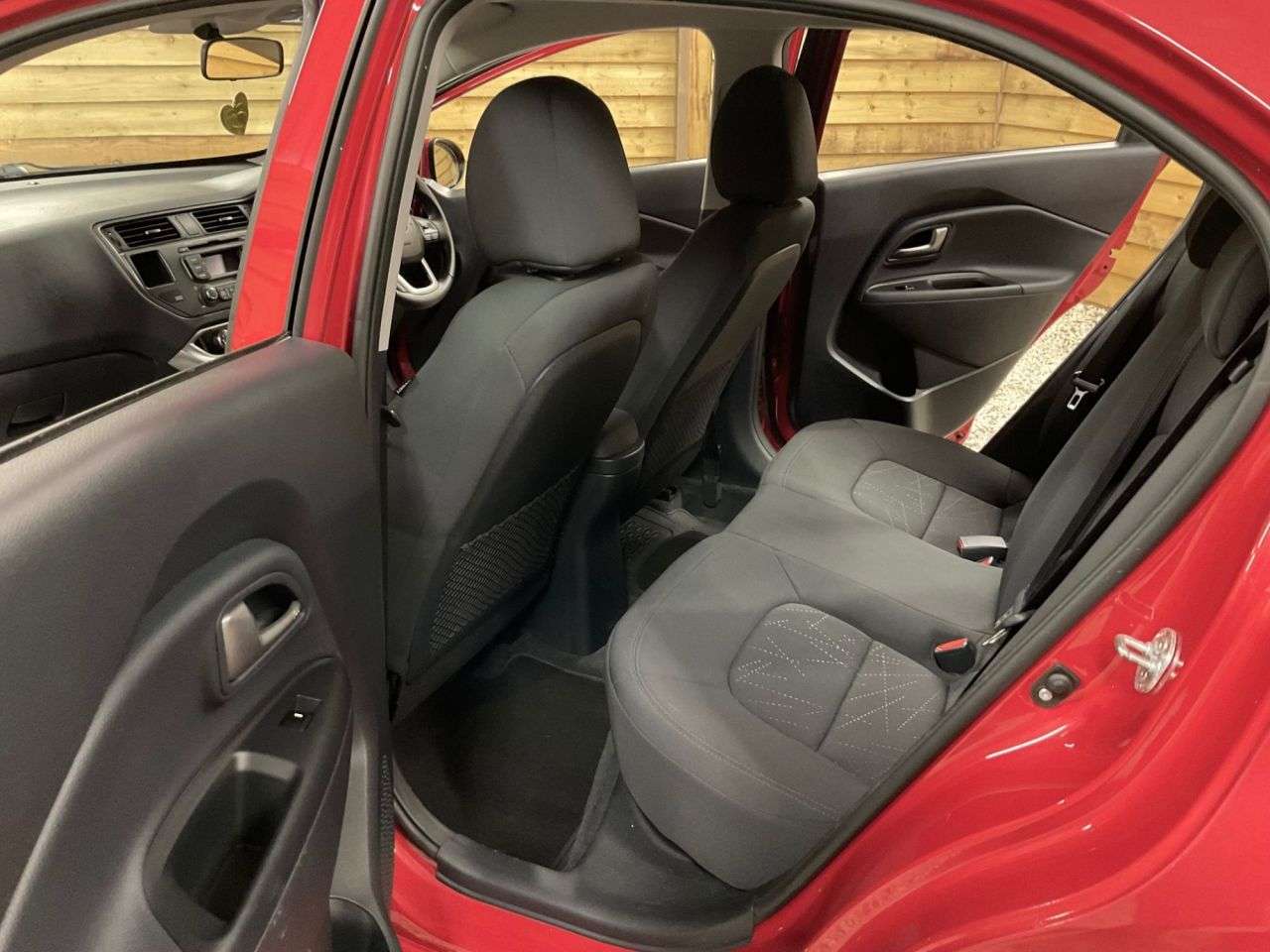 2013 KIA RIO 2013 KIA RIO