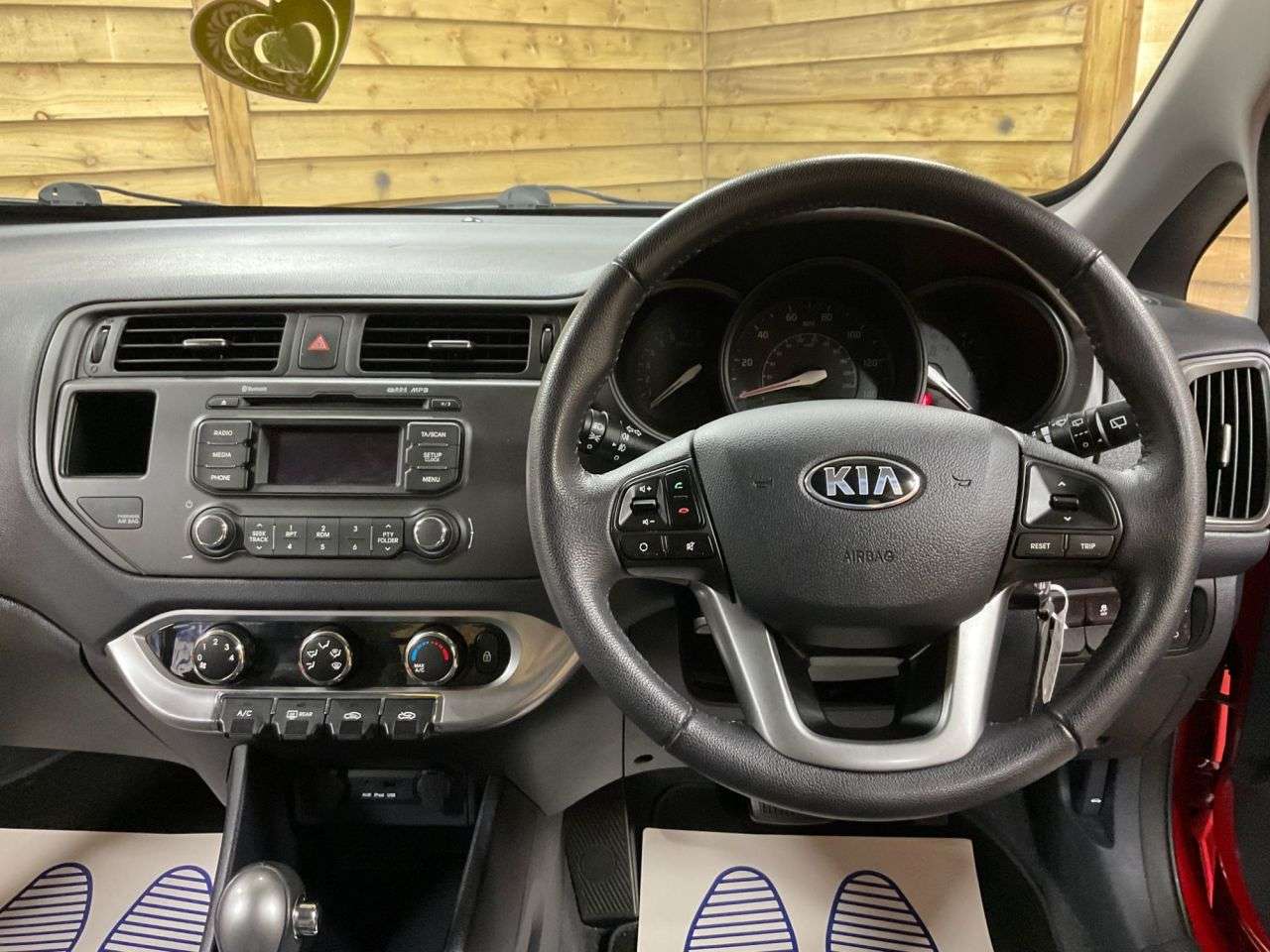 2013 KIA RIO 2013 KIA RIO
