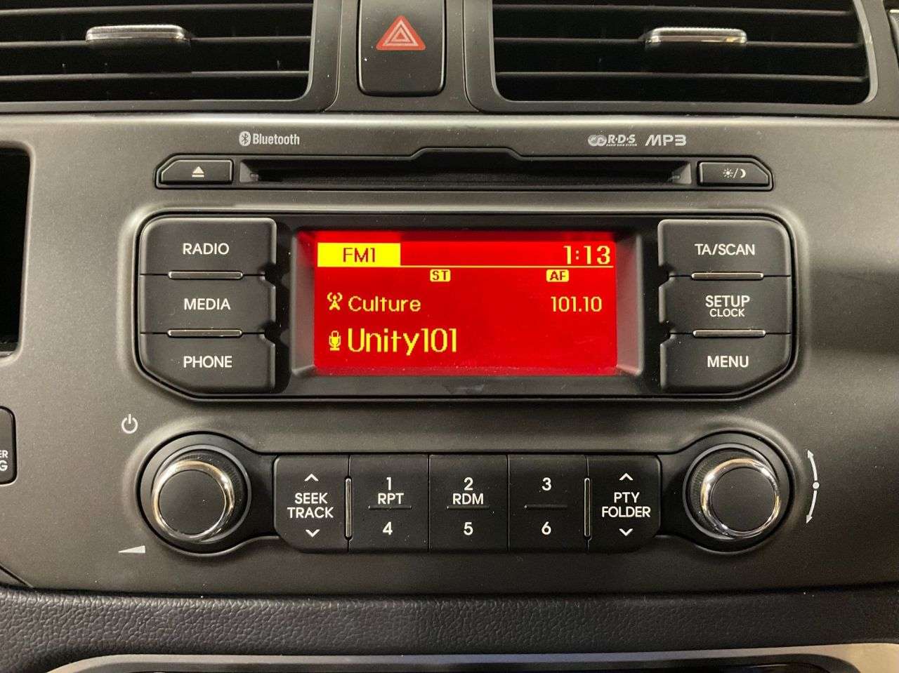 2013 KIA RIO 2013 KIA RIO