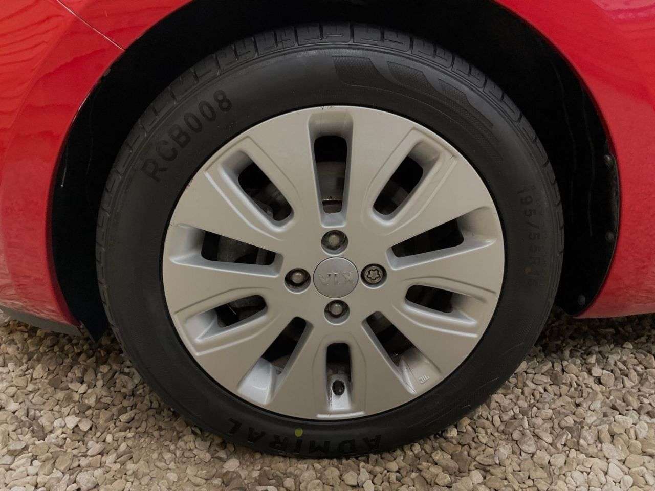 2013 KIA RIO 2013 KIA RIO