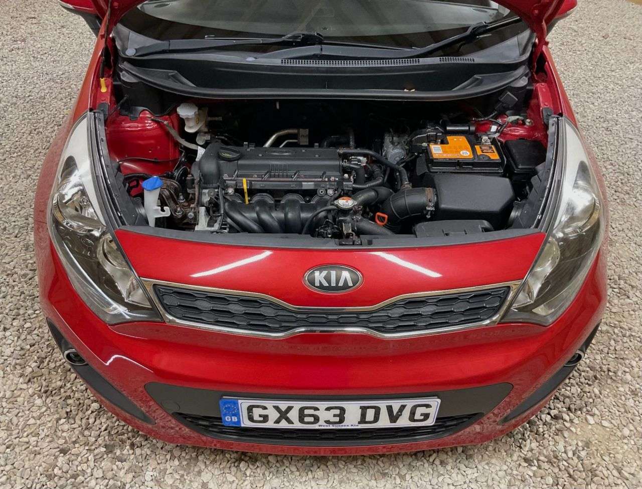 2013 KIA RIO 2013 KIA RIO