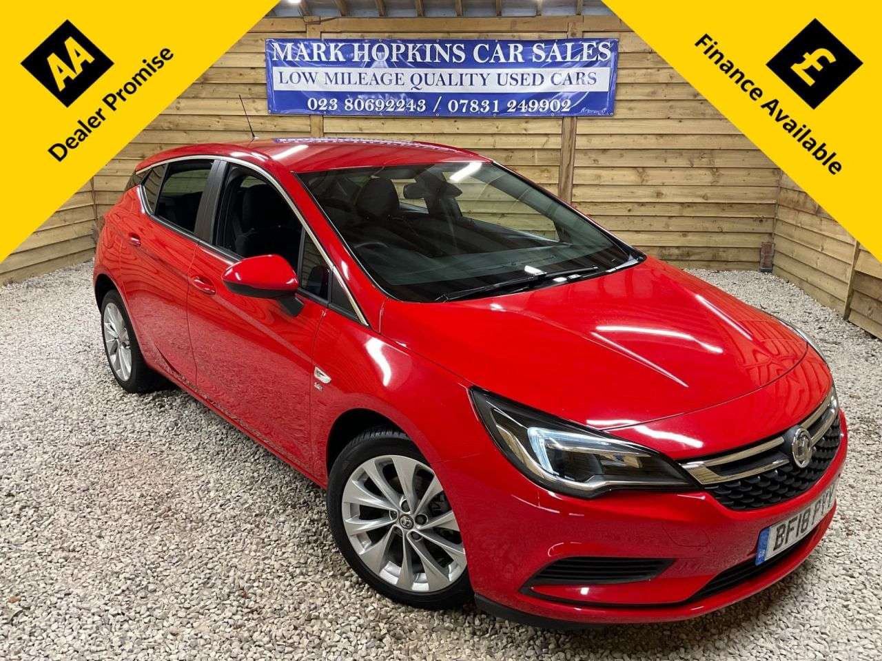 A 2018 VAUXHALL ASTRA 1.4i SE Hatchback 5dr Petrol Manual Euro 6 (100 ps) ONE FAMILY OWNER VIRTUA A 2018 VAUXHALL ASTRA 1.4i SE Hatchback 5dr Petrol Manual Euro 6 (100 ps) ONE FAMILY OWNER VIRTUA