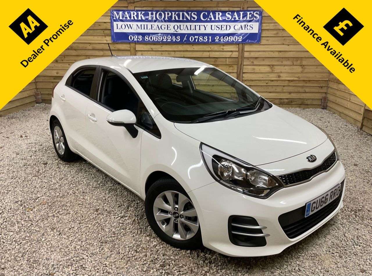 A 2016 KIA RIO 1.25 EcoDynamics SE Hatchback 5dr Petrol Manual Euro 6 (s/s) (84 bhp) ONE L A 2016 KIA RIO 1.25 EcoDynamics SE Hatchback 5dr Petrol Manual Euro 6 (s/s) (84 bhp) ONE L