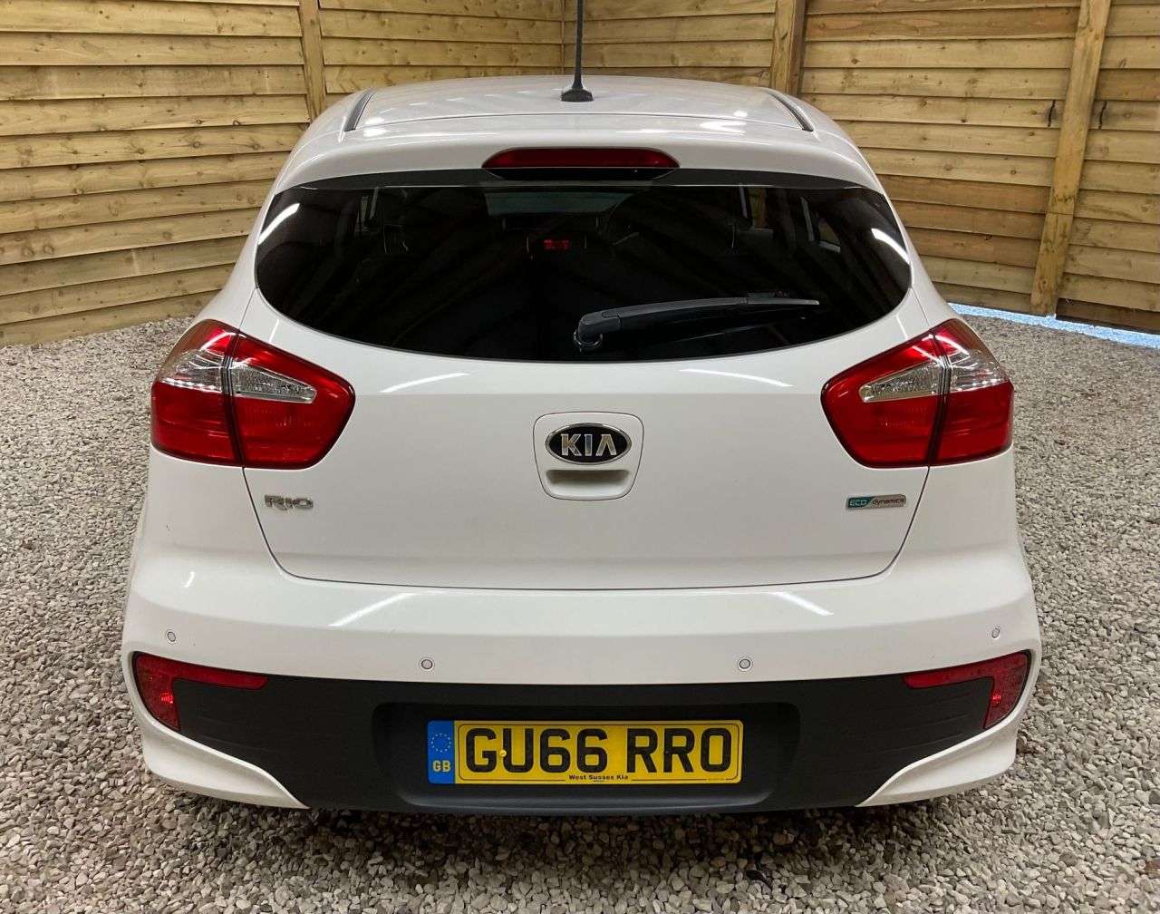 2016 KIA RIO 2016 KIA RIO