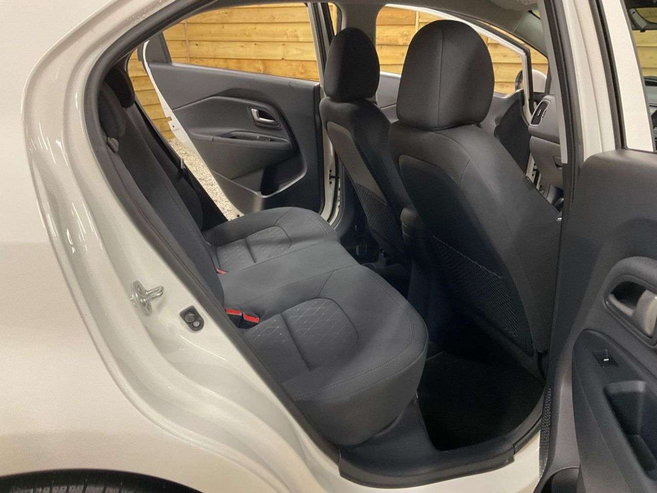 2016 KIA RIO 2016 KIA RIO