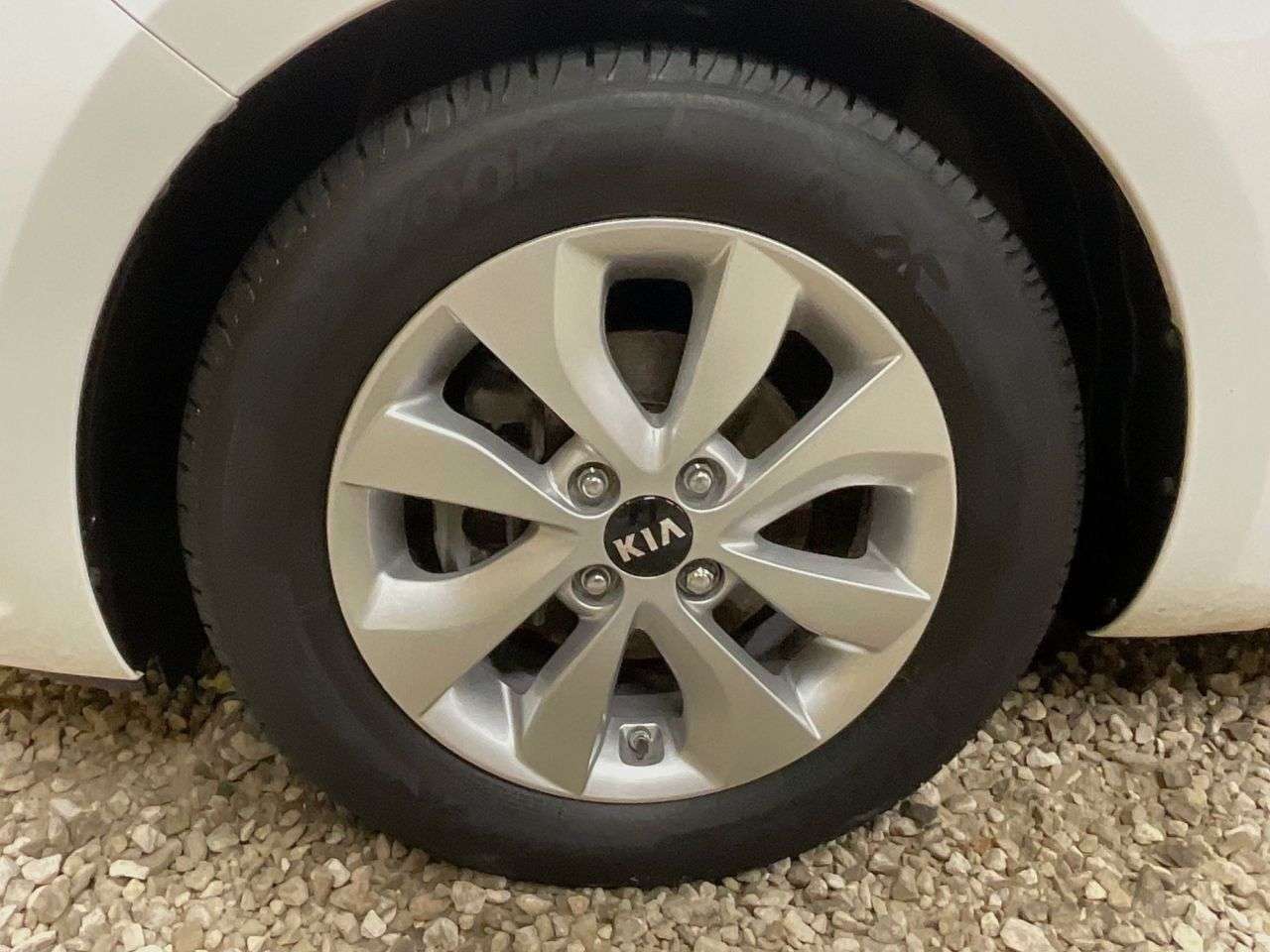 2016 KIA RIO 2016 KIA RIO