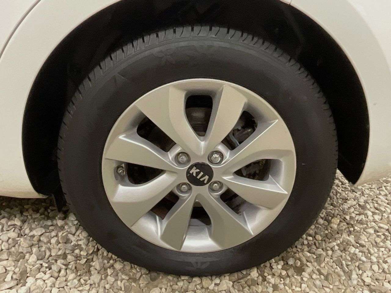 2016 KIA RIO 2016 KIA RIO