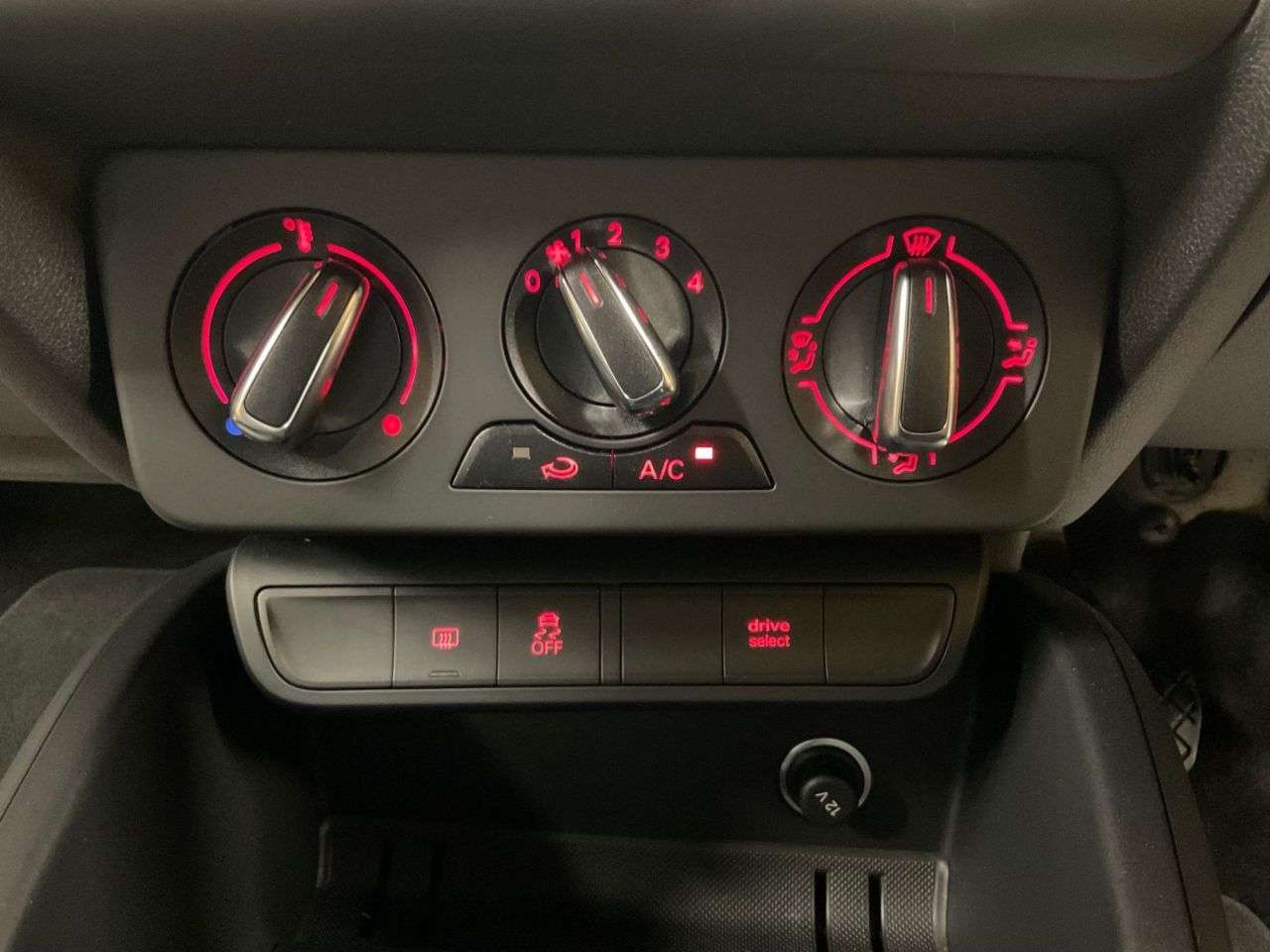 2018 AUDI A1 2018 AUDI A1