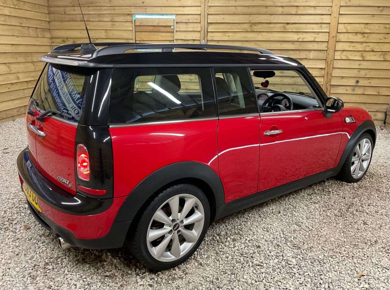 2014 MINI CLUBMAN 2014 MINI CLUBMAN