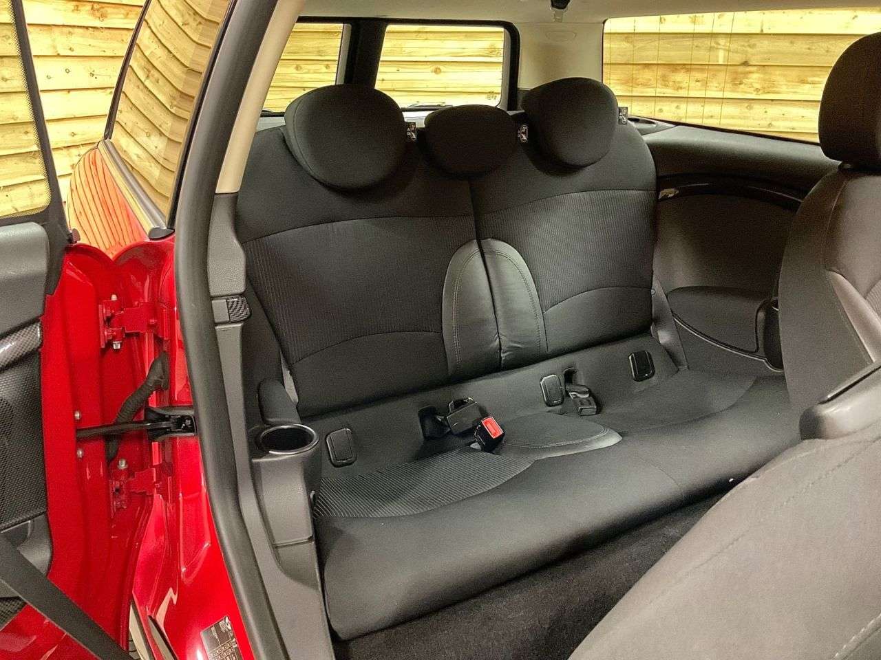 2014 MINI CLUBMAN 2014 MINI CLUBMAN