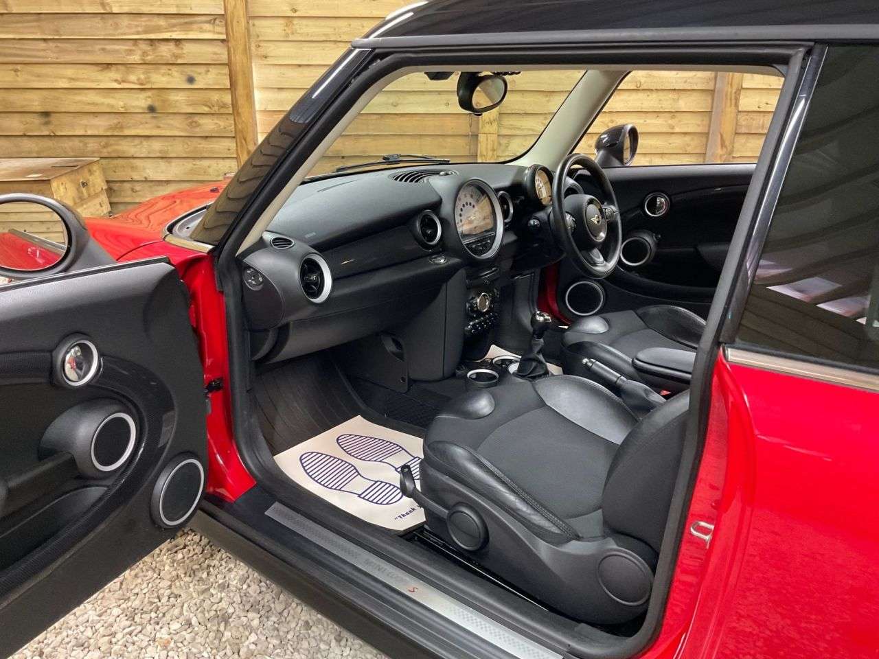 2014 MINI CLUBMAN 2014 MINI CLUBMAN