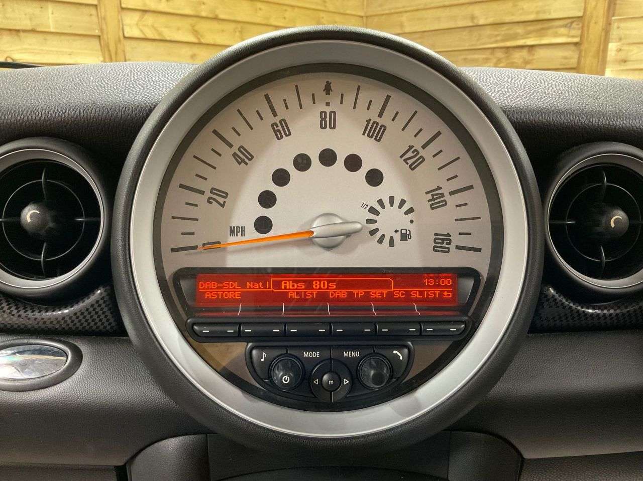 2014 MINI CLUBMAN 2014 MINI CLUBMAN