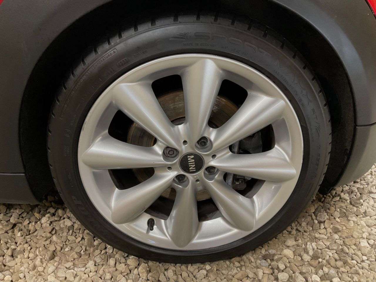 2014 MINI CLUBMAN 2014 MINI CLUBMAN