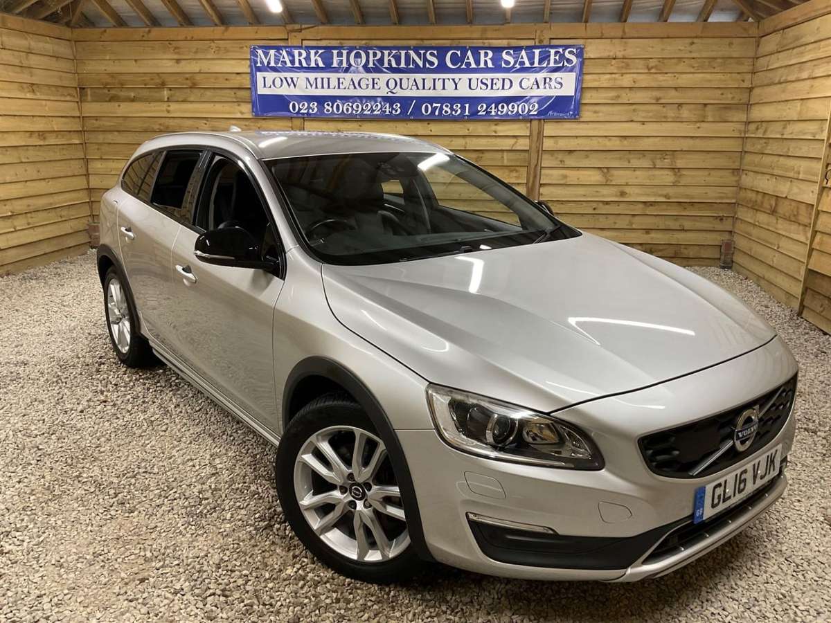Check out this Volvo V60 Cross Country 2016 Diesel Automatic