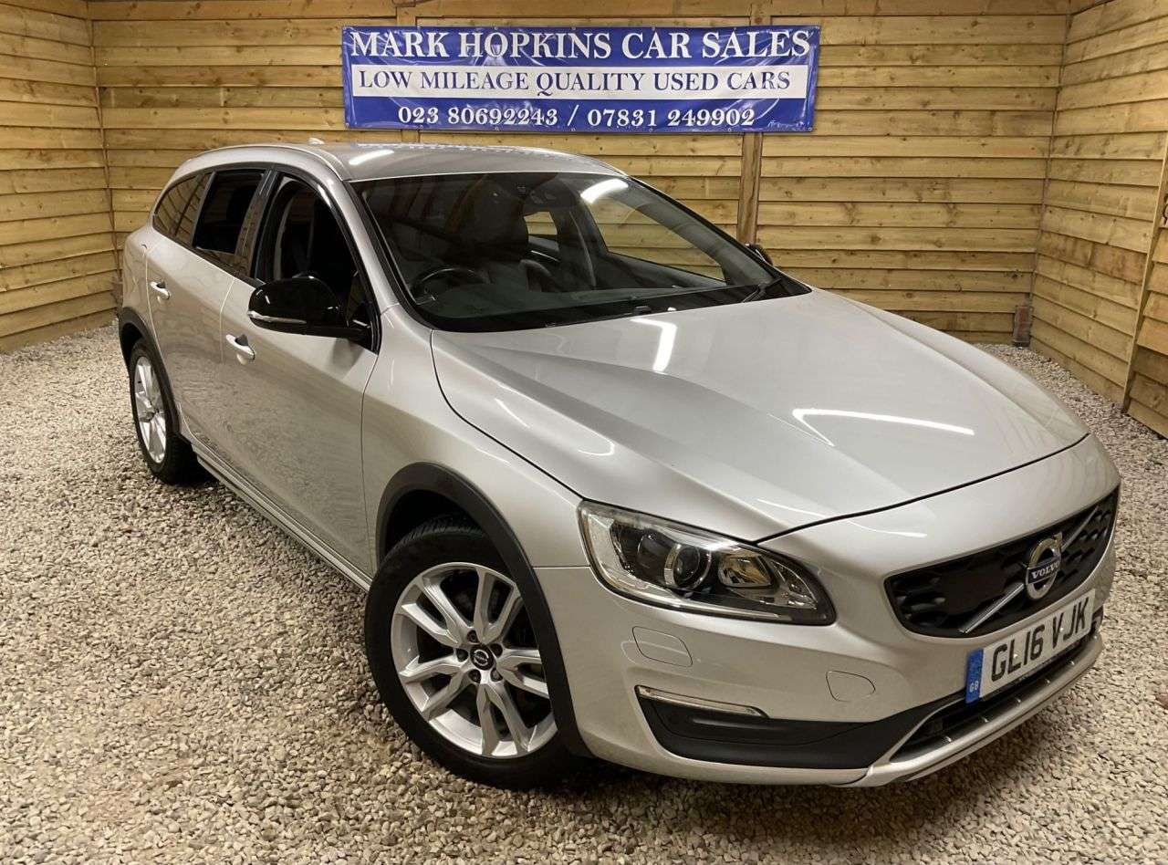 2016 VOLVO V60 CROSS COUNTRY 2016 VOLVO V60 CROSS COUNTRY