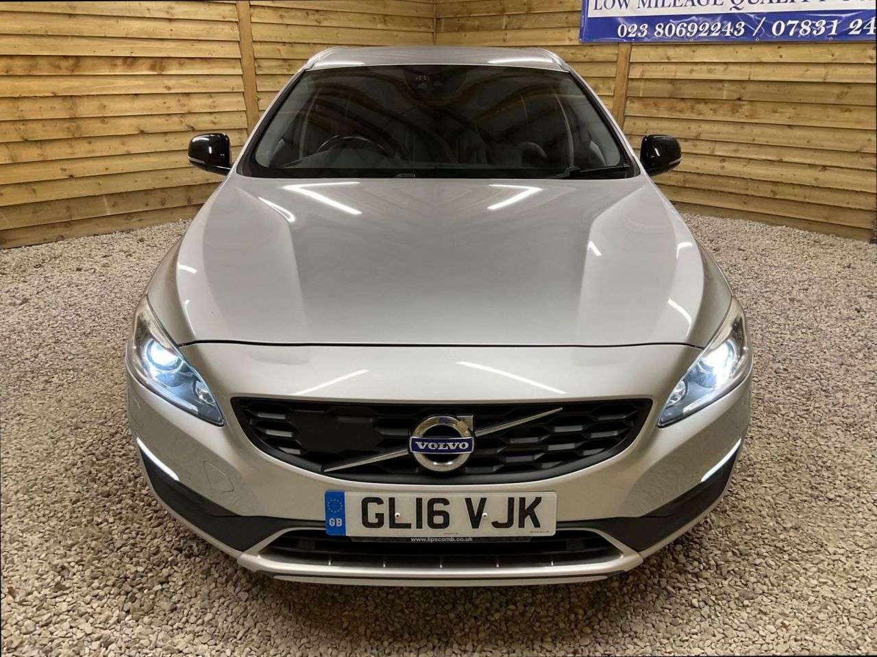 2016 VOLVO V60 CROSS COUNTRY 2016 VOLVO V60 CROSS COUNTRY