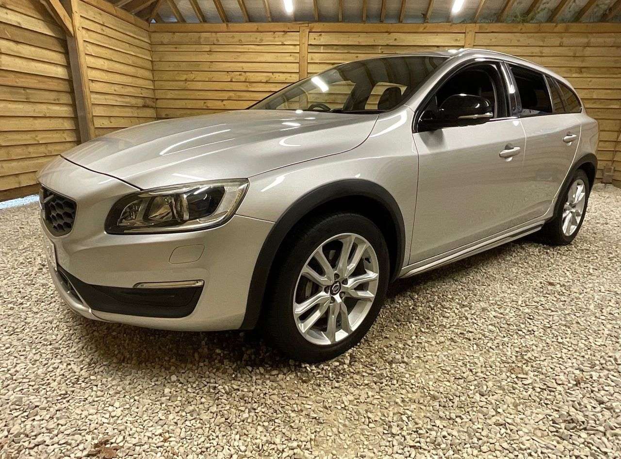 2016 VOLVO V60 CROSS COUNTRY 2016 VOLVO V60 CROSS COUNTRY