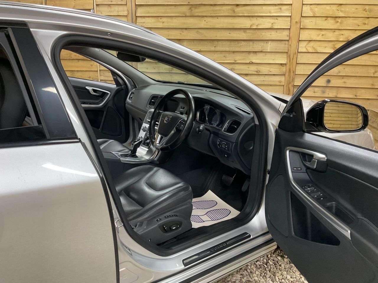 2016 VOLVO V60 CROSS COUNTRY 2016 VOLVO V60 CROSS COUNTRY