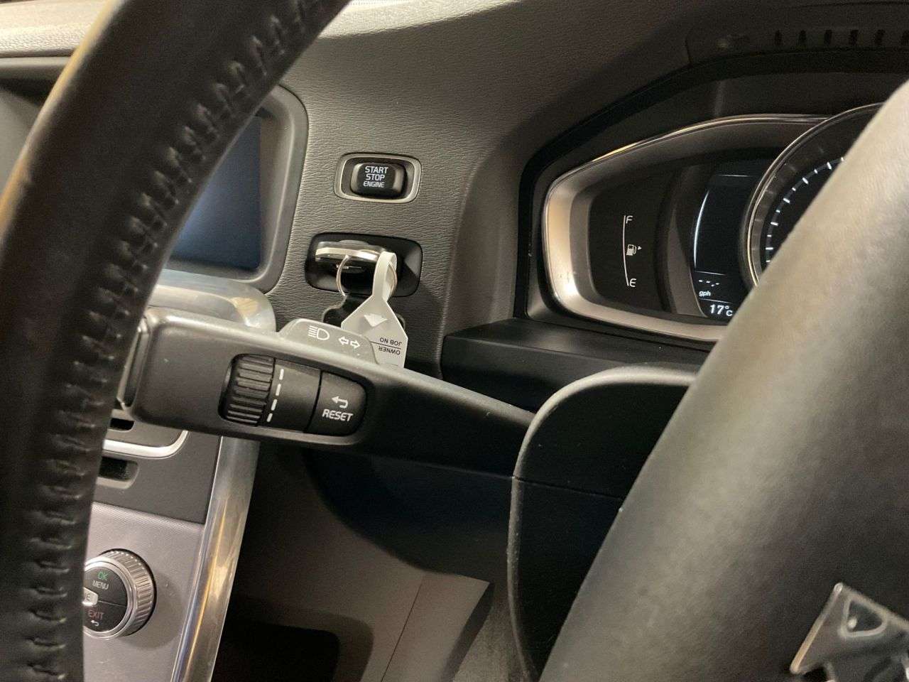 2016 VOLVO V60 CROSS COUNTRY 2016 VOLVO V60 CROSS COUNTRY