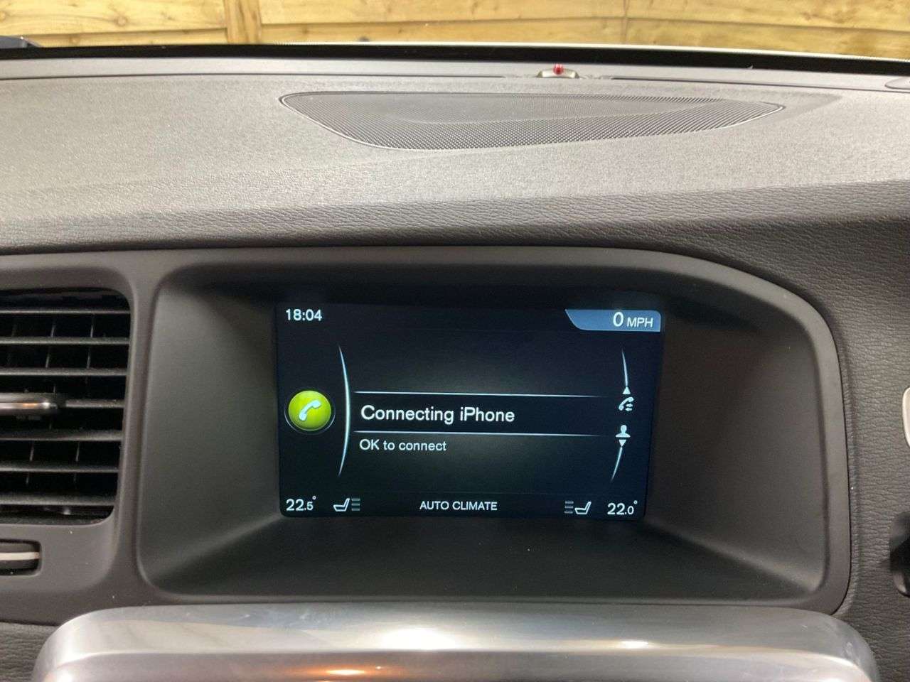 2016 VOLVO V60 CROSS COUNTRY 2016 VOLVO V60 CROSS COUNTRY