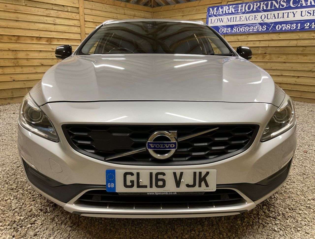 2016 VOLVO V60 CROSS COUNTRY 2016 VOLVO V60 CROSS COUNTRY