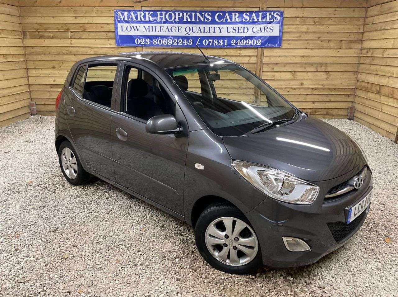 A 2011 HYUNDAI I10 1.2 Active Hatchback 5dr Petrol Auto Euro 5 (85 bhp) 1 LADY OWNER DRIVES EX A 2011 HYUNDAI I10 1.2 Active Hatchback 5dr Petrol Auto Euro 5 (85 bhp) 1 LADY OWNER DRIVES EX