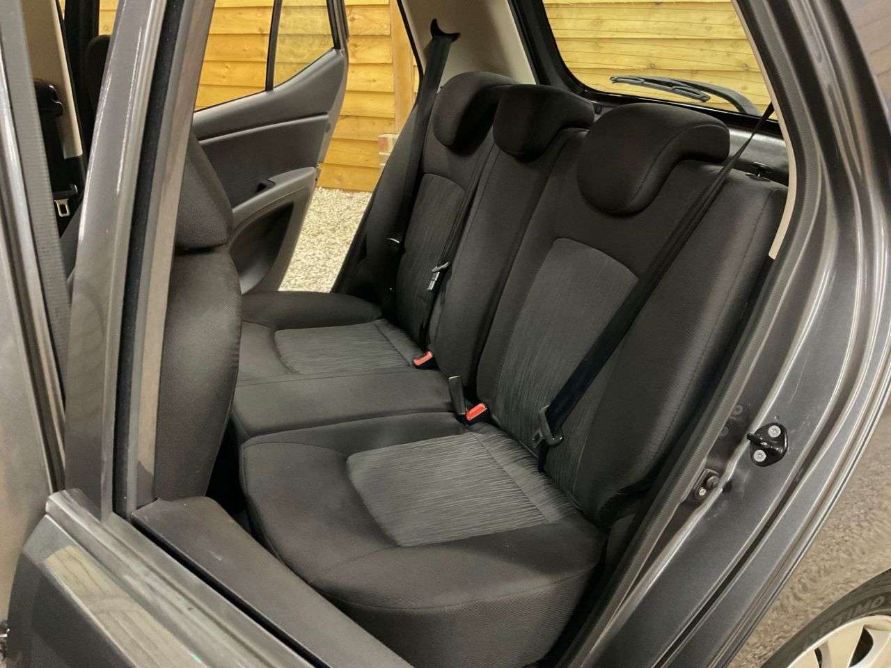 2011 HYUNDAI I10 2011 HYUNDAI I10